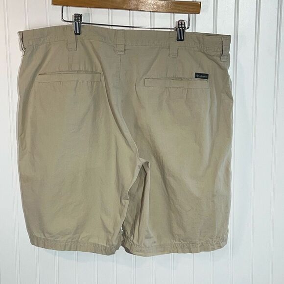 Columbia Flat Front Shorts Mens 40W/10L Tan Regular Classic Fit Hiking Golf - Picture 6 of 10